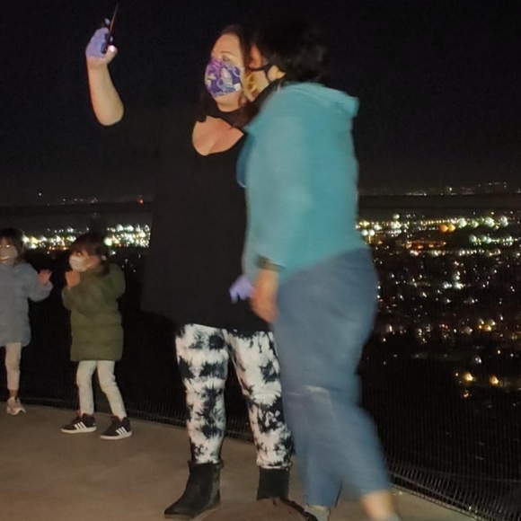 Meet your Posher, Lisa and Maureen. - Picture 4 of 4